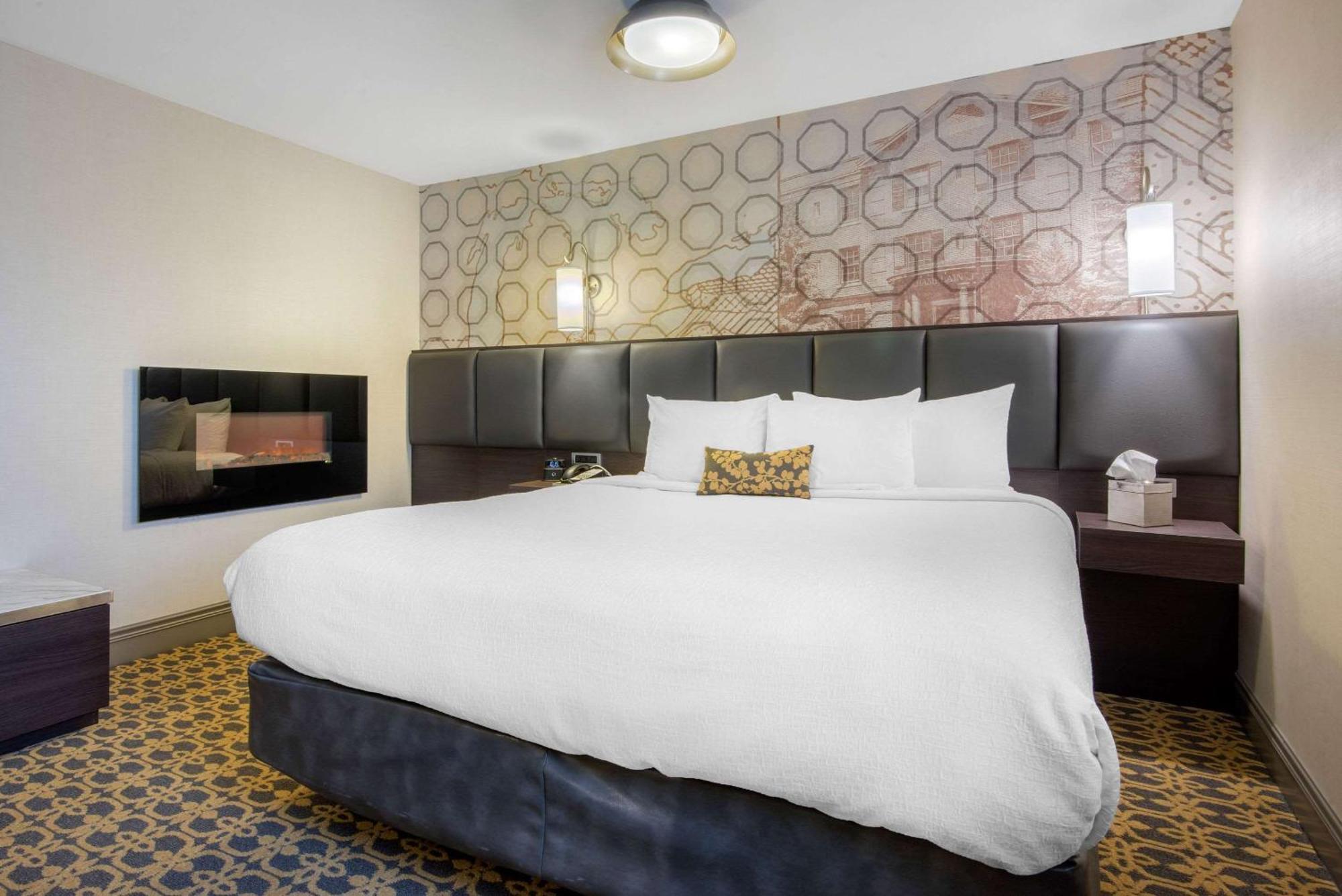 אוריליה The Champlain Waterfront Hotel Ascend Hotel Collection מראה חיצוני תמונה