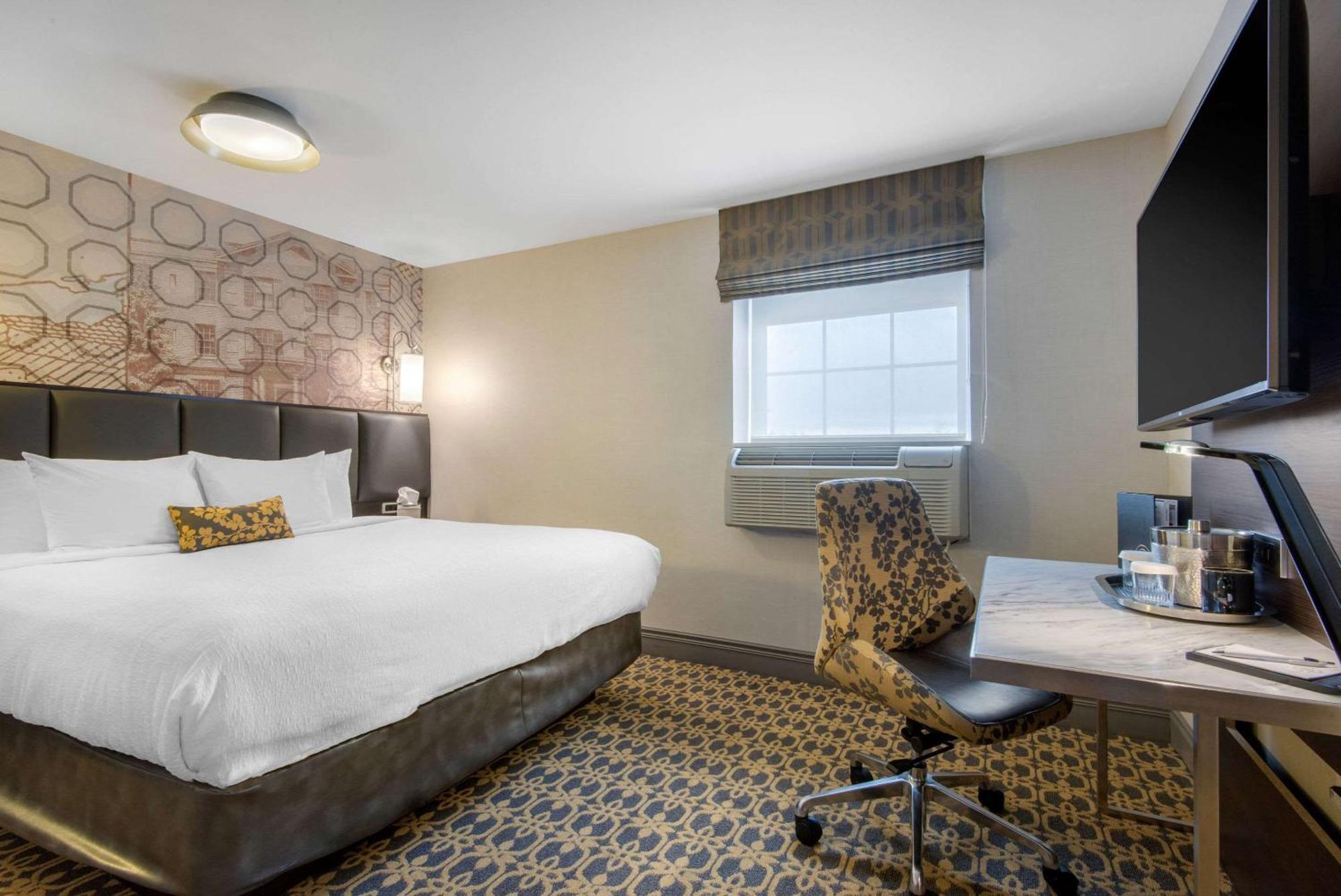 אוריליה The Champlain Waterfront Hotel Ascend Hotel Collection מראה חיצוני תמונה