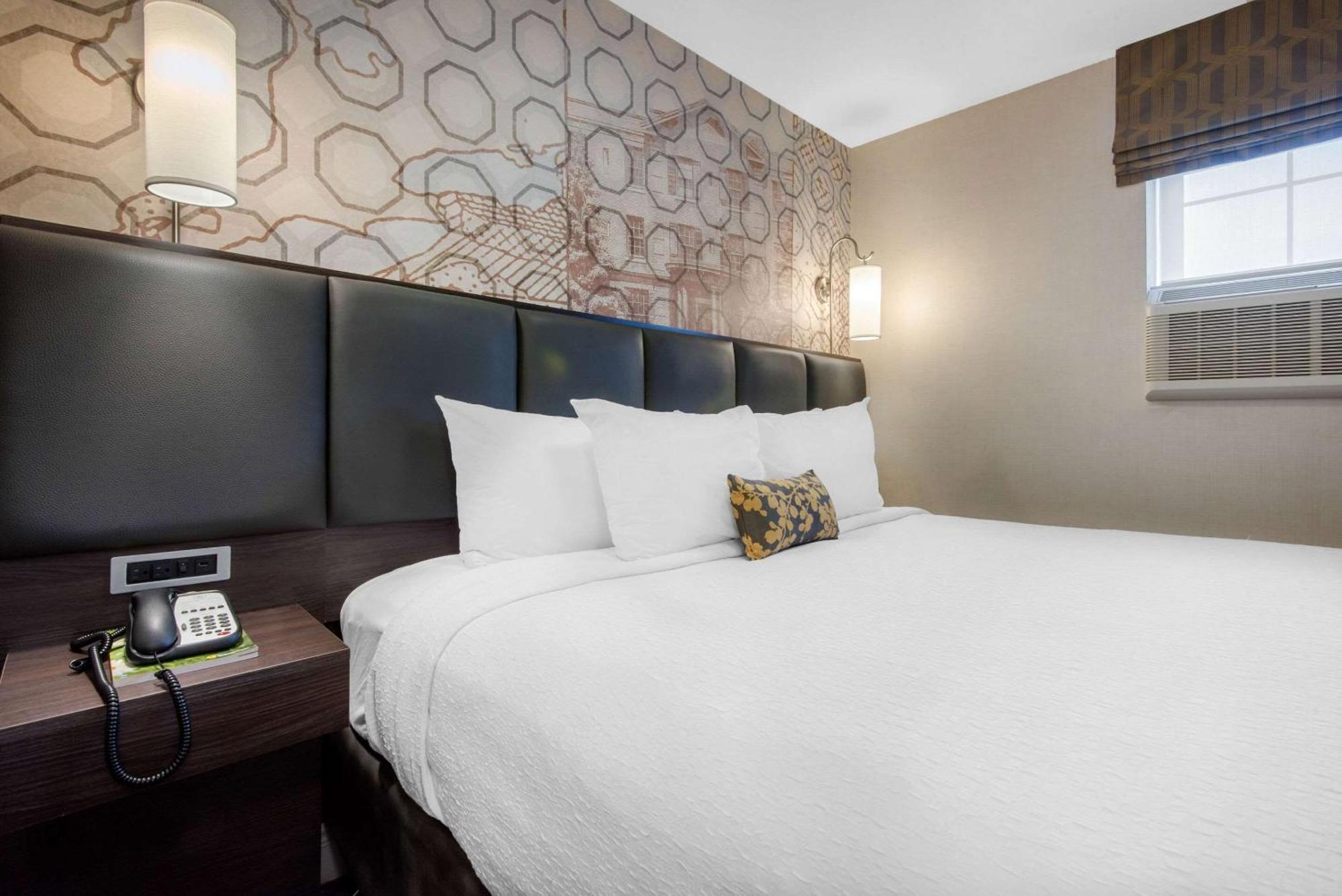אוריליה The Champlain Waterfront Hotel Ascend Hotel Collection מראה חיצוני תמונה