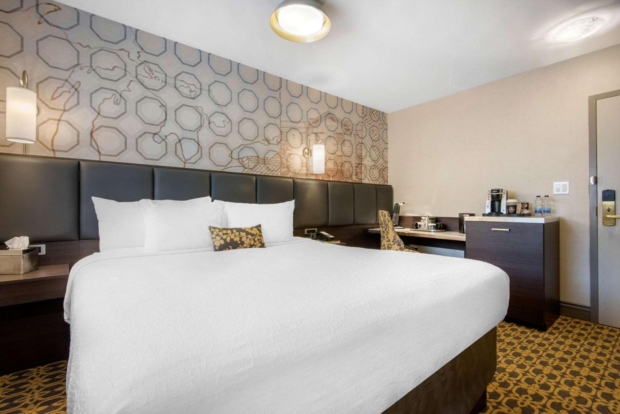 אוריליה The Champlain Waterfront Hotel Ascend Hotel Collection מראה חיצוני תמונה