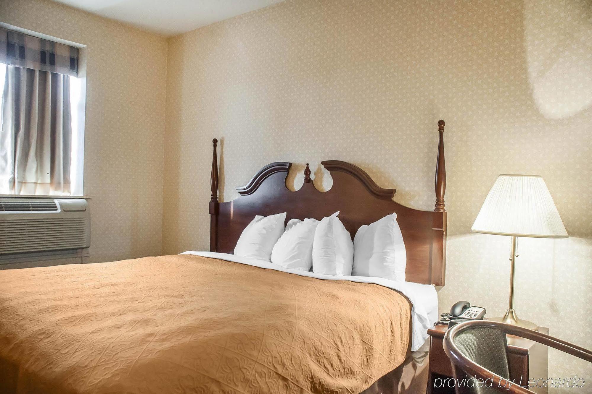 אוריליה The Champlain Waterfront Hotel Ascend Hotel Collection מראה חיצוני תמונה