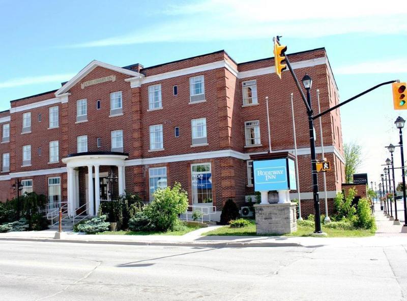 אוריליה The Champlain Waterfront Hotel Ascend Hotel Collection מראה חיצוני תמונה